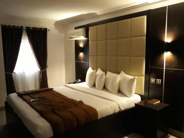 Presken Hotels @ Абуджа Экстерьер фото